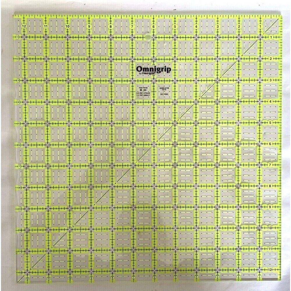 Omnigrip by Omnigrid Non-Slip Quilter's Ruler 12-1/2 "X 12-1/2" EUC